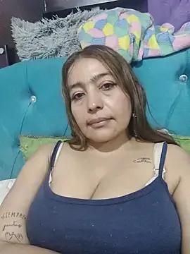 Bellamoretii5 from StripChat is Freechat