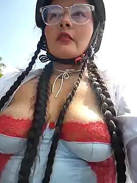 bellapaty from StripChat is Freechat