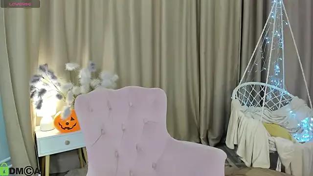 Unleash your urge for fetish cams livestreamers with our pick of steaming hot models, versed in the art of seduction and indulgence.