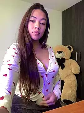 Bianca_whittee from StripChat is Freechat