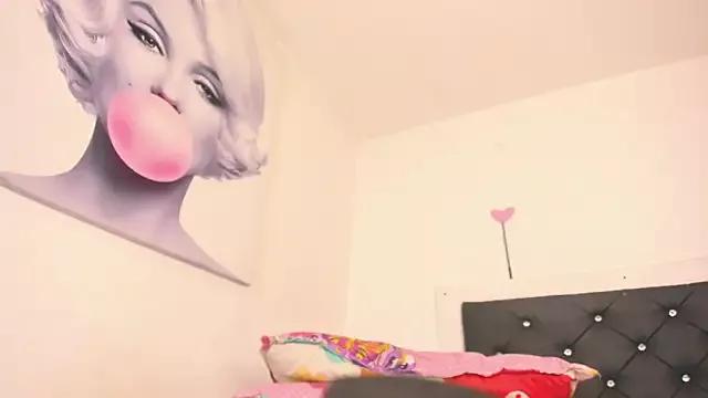 Unleash your urge for fetish cams livestreamers with our pick of steaming hot models, versed in the art of seduction and indulgence.