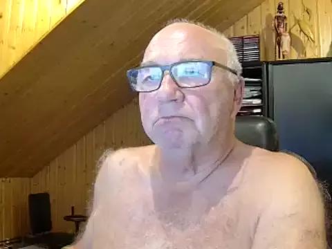 biggandybig from StripChat is Freechat