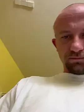 BIGWHITECOCKDOC36 from StripChat is Freechat
