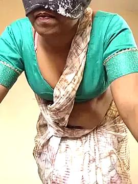 Bitch_guys from StripChat is Freechat