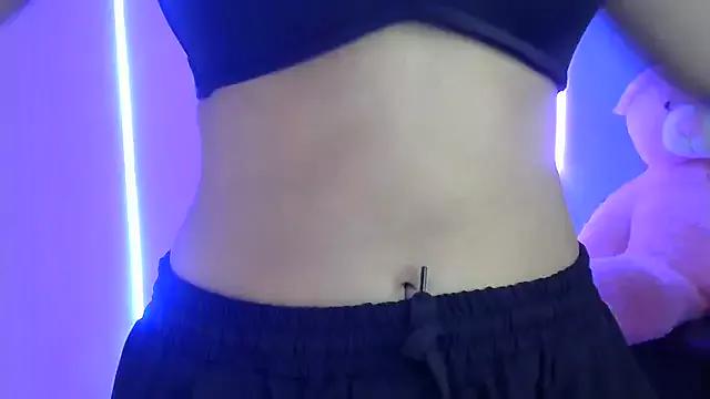 Black_cat_cutie from StripChat is Freechat