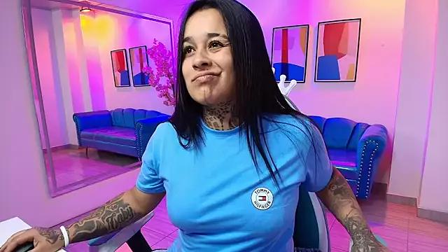 Unleash your urge for fetish cams livestreamers with our pick of steaming hot models, versed in the art of seduction and indulgence.