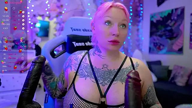 Unleash your urge for fetish cams livestreamers with our pick of steaming hot models, versed in the art of seduction and indulgence.