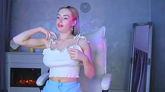 Unleash your urge for fetish cams livestreamers with our pick of steaming hot models, versed in the art of seduction and indulgence.