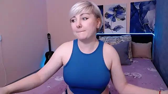 Unleash your urge for fetish cams livestreamers with our pick of steaming hot models, versed in the art of seduction and indulgence.