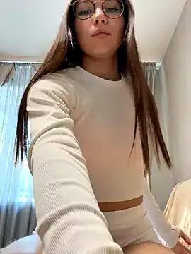 Photos of BlossomDreamer from StripChat is Freechat