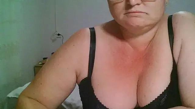 Blue-sky69 from StripChat is Freechat