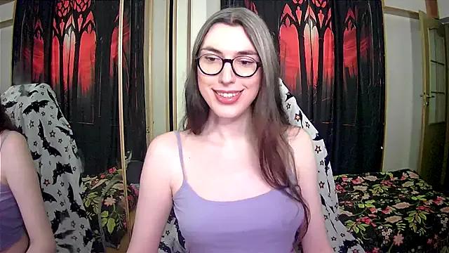 Unleash your urge for fetish cams livestreamers with our pick of steaming hot models, versed in the art of seduction and indulgence.