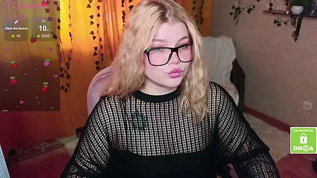 Unleash your urge for fetish cams livestreamers with our pick of steaming hot models, versed in the art of seduction and indulgence.