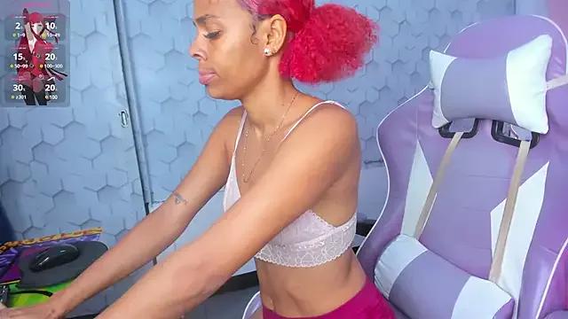 Unleash your urge for fetish cams livestreamers with our pick of steaming hot models, versed in the art of seduction and indulgence.