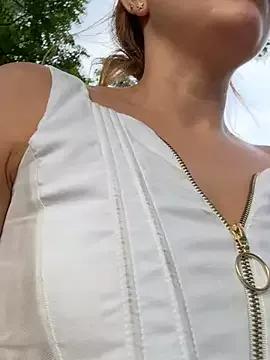 Brittanyrosexx from StripChat is Freechat
