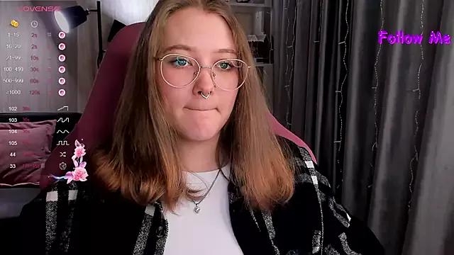 bunny_bubble from StripChat is Freechat