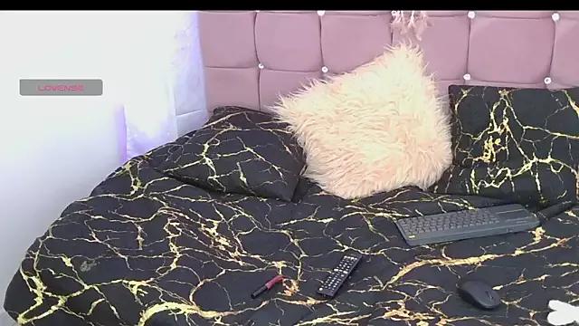BunnyscottLux from StripChat is Freechat