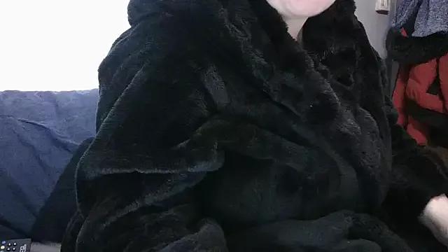 busty-bella1 from StripChat is Freechat