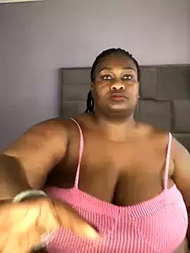 Photos of bustytitsxxx from StripChat is Freechat