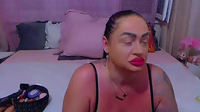 BustyVicky from StripChat is Freechat