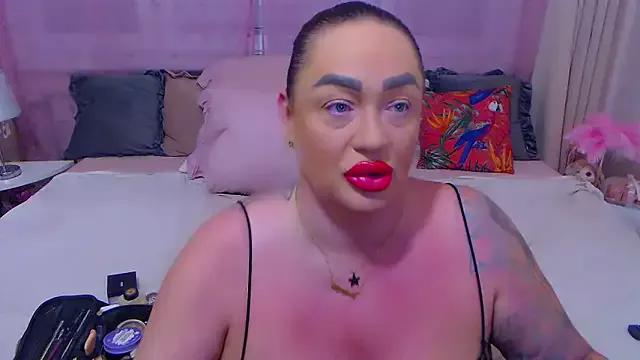 Unleash your urge for fetish cams livestreamers with our pick of steaming hot models, versed in the art of seduction and indulgence.