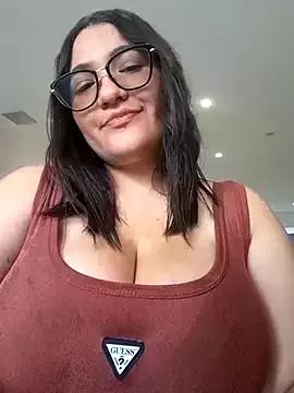 Cami_boobs from StripChat is Freechat