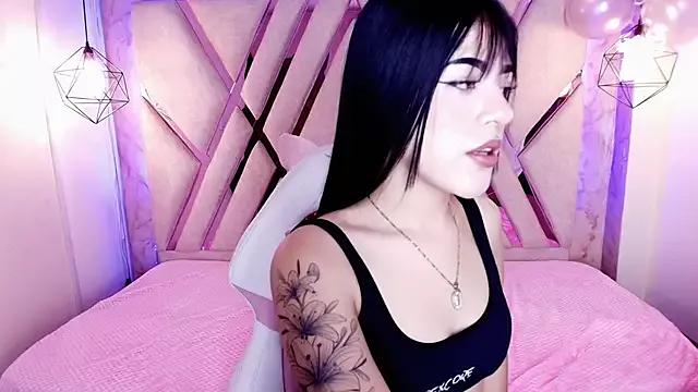 camila_owenn from StripChat is Freechat