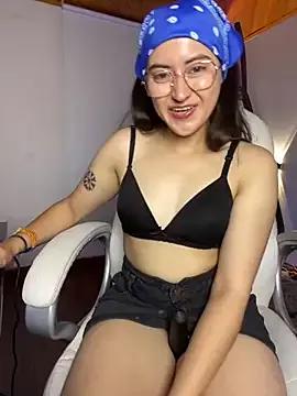 Unleash your urge for fetish cams livestreamers with our pick of steaming hot models, versed in the art of seduction and indulgence.