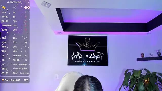 CamilaHarperr_ from StripChat is Freechat