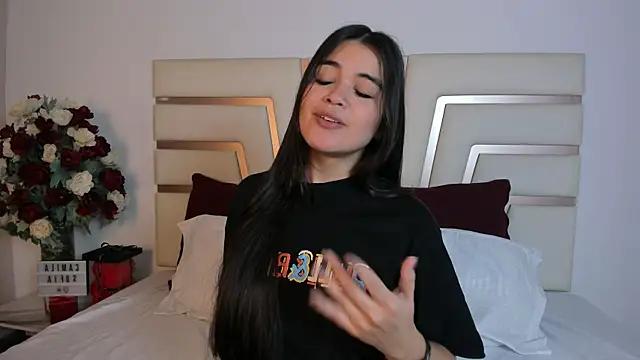 Unleash your urge for fetish cams livestreamers with our pick of steaming hot models, versed in the art of seduction and indulgence.