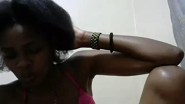Camile_O from StripChat is Freechat