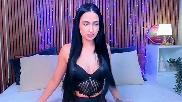 Unleash your urge for fetish cams livestreamers with our pick of steaming hot models, versed in the art of seduction and indulgence.