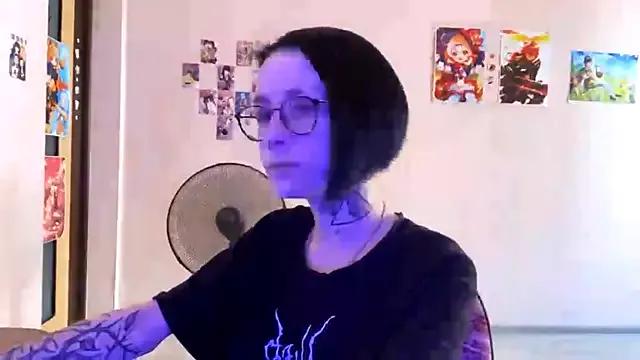CandaceBlaze from StripChat is Freechat