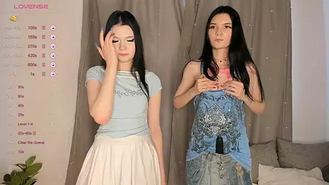 Unleash your urge for fetish cams livestreamers with our pick of steaming hot models, versed in the art of seduction and indulgence.