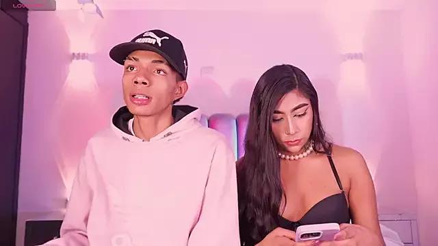 Unleash your urge for fetish cams livestreamers with our pick of steaming hot models, versed in the art of seduction and indulgence.