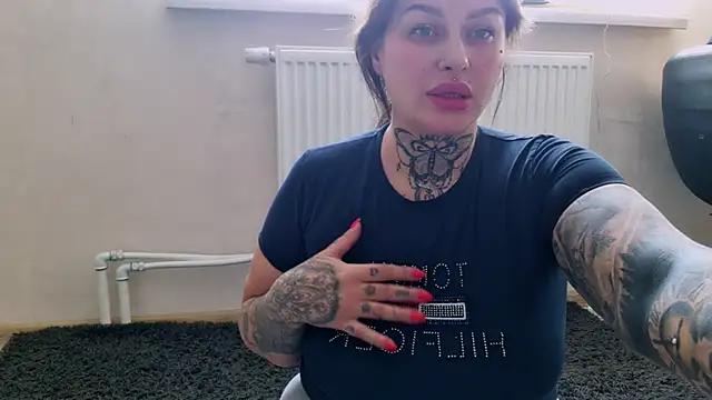 Unleash your urge for fetish cams livestreamers with our pick of steaming hot models, versed in the art of seduction and indulgence.