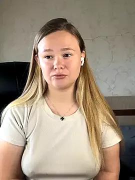 CaramelleSugar_ from StripChat is Freechat