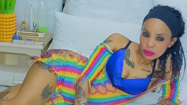 Unleash your urge for fetish cams livestreamers with our pick of steaming hot models, versed in the art of seduction and indulgence.