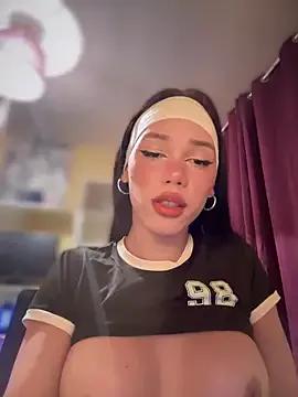 Unleash your urge for fetish cams livestreamers with our pick of steaming hot models, versed in the art of seduction and indulgence.