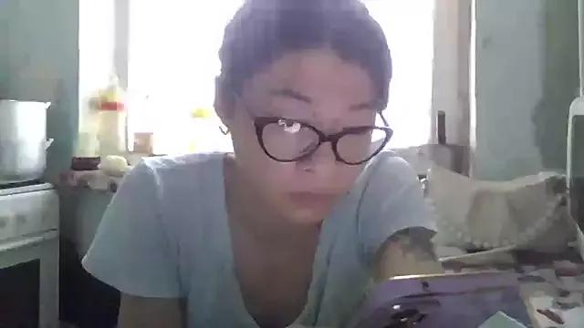 CarlyJoy from StripChat is Freechat