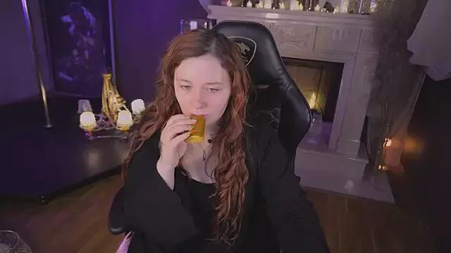 Unleash your urge for fetish cams livestreamers with our pick of steaming hot models, versed in the art of seduction and indulgence.