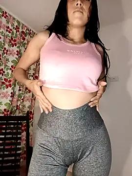 Unleash your urge for fetish cams livestreamers with our pick of steaming hot models, versed in the art of seduction and indulgence.
