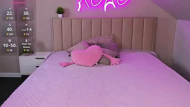 Unleash your urge for fetish cams livestreamers with our pick of steaming hot models, versed in the art of seduction and indulgence.