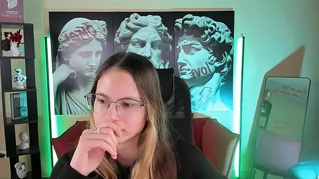 Unleash your urge for fetish cams livestreamers with our pick of steaming hot models, versed in the art of seduction and indulgence.