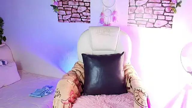 Cassie_fletcher_ from StripChat is Freechat