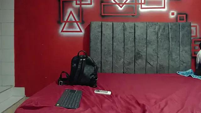 catalina_hard_love from StripChat is Freechat