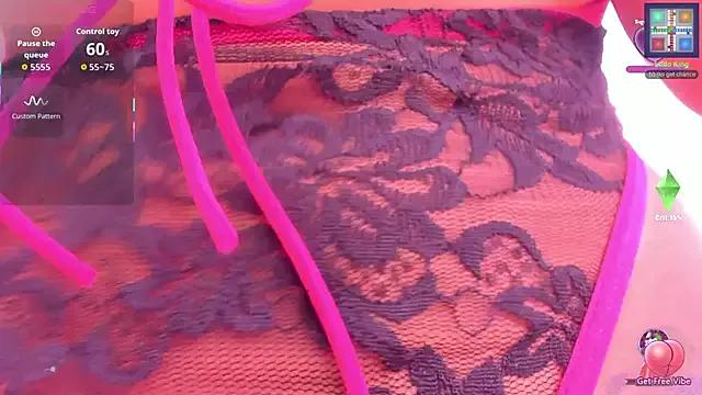 Unleash your urge for fetish cams livestreamers with our pick of steaming hot models, versed in the art of seduction and indulgence.