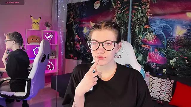 CathyBarnes from StripChat is Freechat
