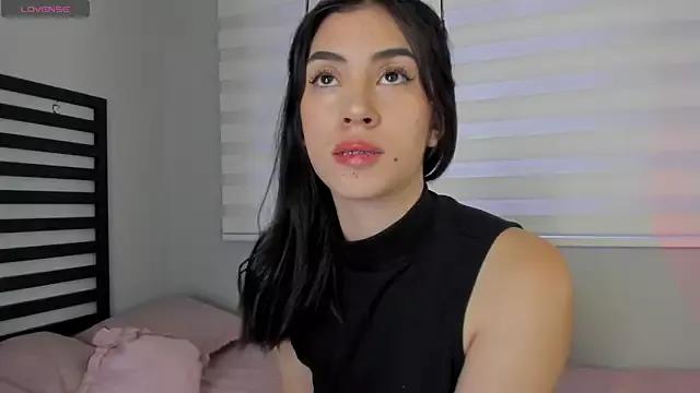 Catyloves from StripChat is Freechat