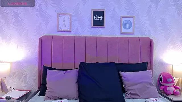 celeste__sky_ from StripChat is Freechat